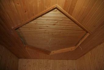 Bëje vetë tavanin prej druri - është e vërtetë!